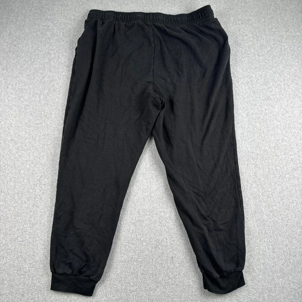 Auden these soft